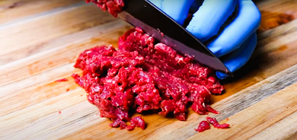 Beef chopped in little pieces.
